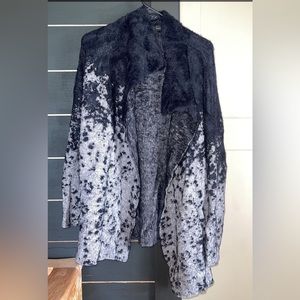 Buckle Black / Oversized Cardigan